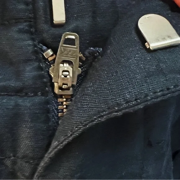 Vince Linen Blend Slouchy Utility Drawstring Shorts, Pockets, Size Small NWT - Picture 8 of 11